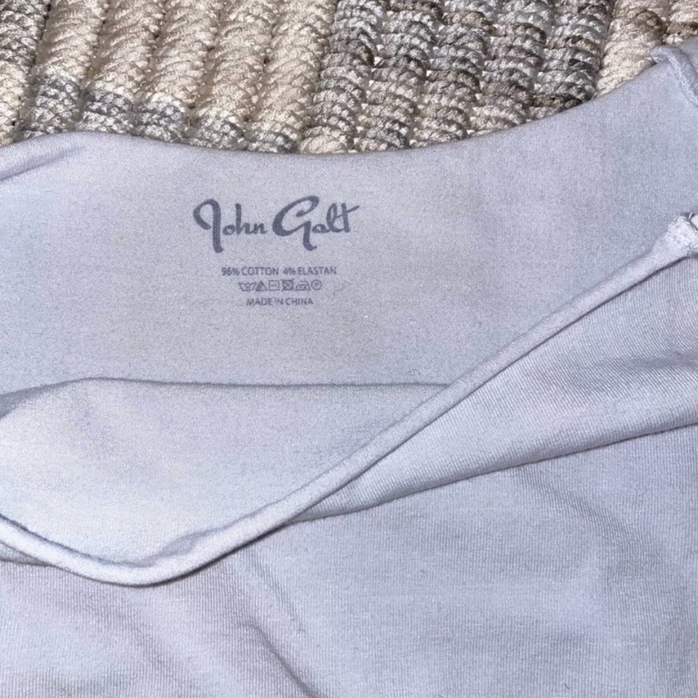 Brandy Melville/ John Galt Women's Light Blue Long Sleeve Top - Picture 3 of 3